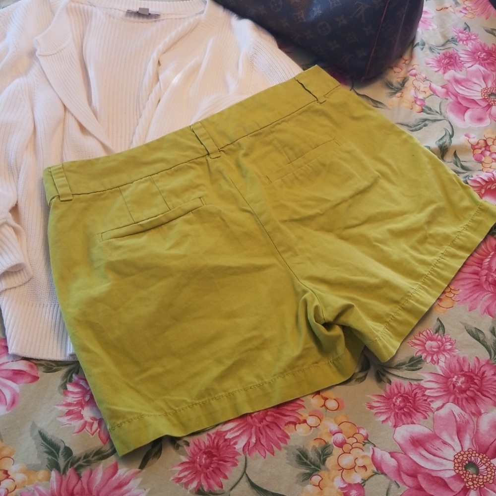 Loft Sz 8 Shorts 100% Cotton Lime Green VGUC - Picture 4 of 4